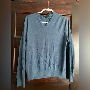 Banana Republic Luxury Blend Men's Slate V-Neck Sweater